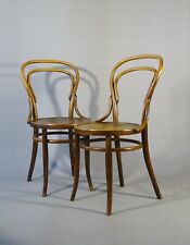 Deux chaises N°14, vers 1890