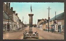 BRUERE (18) POMPE à ESSENCE "AZUR" & "BP" aux COMMERCES en 1957