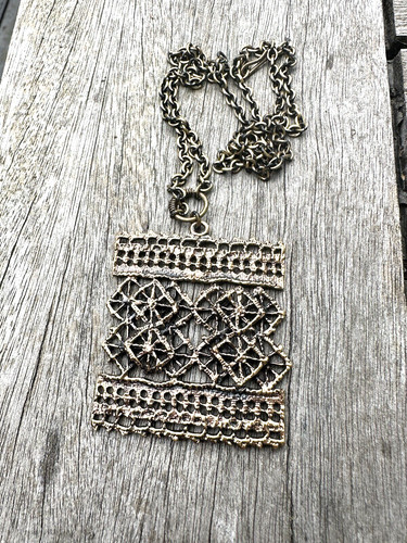Collier bronze sarpaneva - en,
