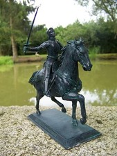 RE0060 JEANNE  D ARC FIGURINE   STATUETTE  MEDIEVAL  MOYEN  AGE PAR PAUL DUBOIS