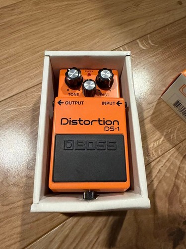 Pédale effet boss - pédale,