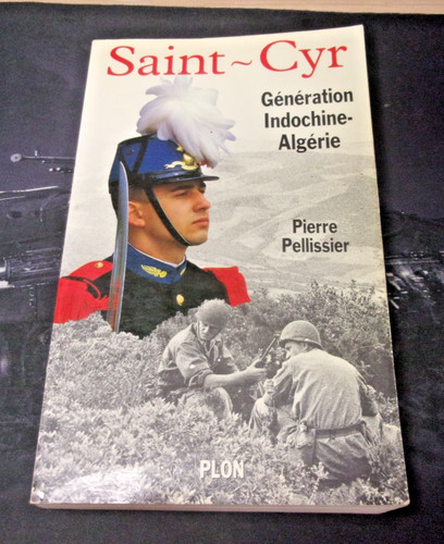 Livre saint cyr - livre, "