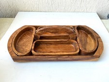 Plateau en bois á 4 compartiments apéritif