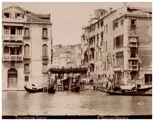 Paolo Salviati, Venezia, Traghetto del Giglio vintage albumen print Tirage alb