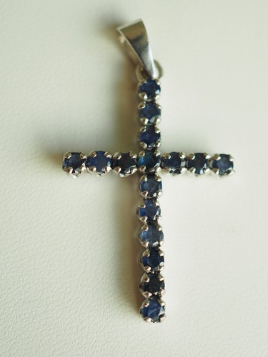 Croix pendentif ancien - pendentif,