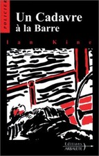 Un cadavre à la barre | Ian
