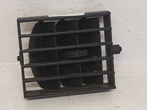 Grille aération avant
