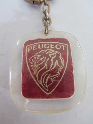 Porte clé plastique peugeot - porte,