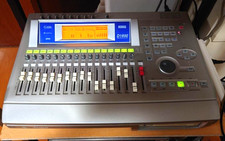 Korg D1600 Studio