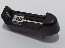 Chargeur de Batterie Lithium