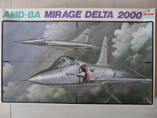 Maquette avion esci - 1/48, ref