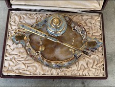 Très Bel Encrier En Bronze Et