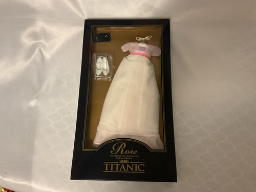 Vintage franklin mint rose - vintage,