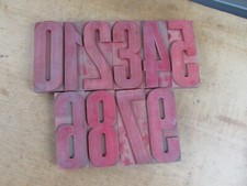 CARACTERES D’IMPRIMERIE EN BOIS ANCIEN CHIFFRES 0-9 13.5cm WOOD PRINT BLOCKS