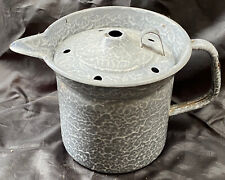 POT A LAIT + COUVERCLE ANTI MONTE LAIT EMAILLÉ GRIS MARBRÉ 1L5