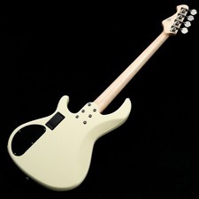 Guitare basse électrique Aria RSB-800 WH circuit actif blanc utilisé 3,89 kg