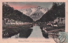 38* BOURG D OISANS  la rive et