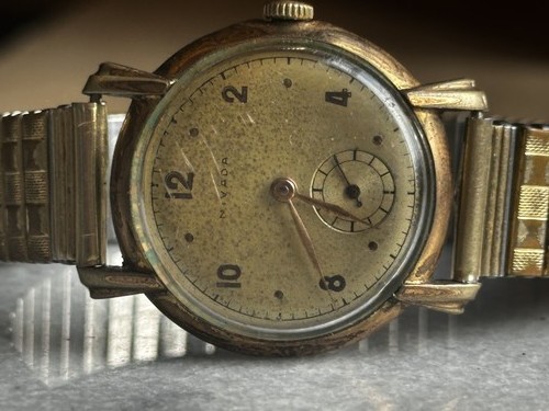Montre vintage nivada - vintage, modèle