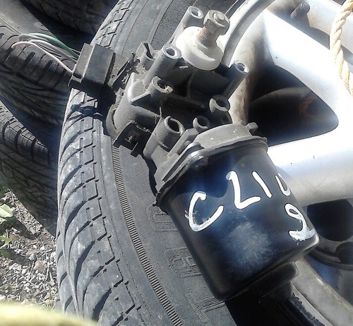 Moteur essuie glace avant - moteur,
