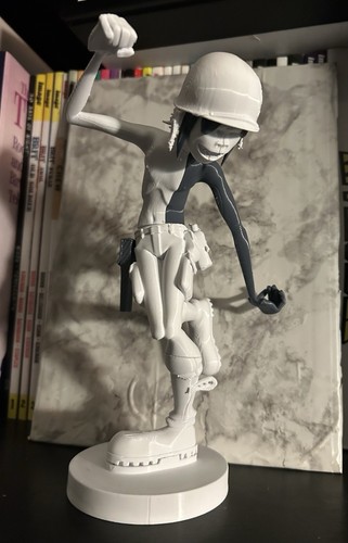 Gorillaz dirty harry statue - 2d,