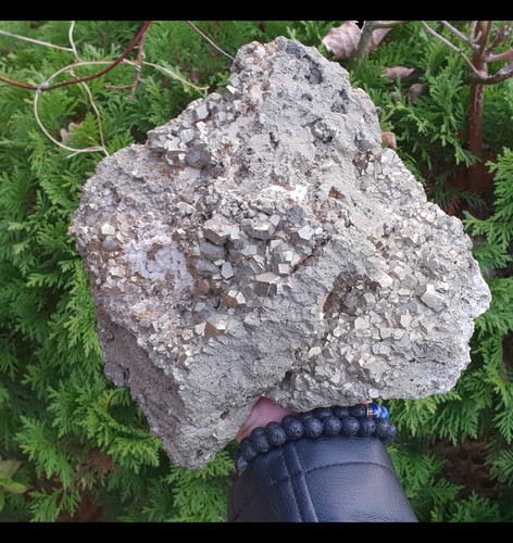 Imposante pyrite - imposante,