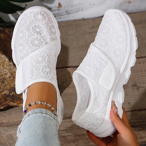 Chaussures marche - de,