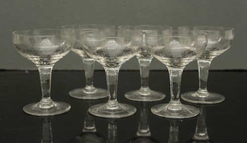 Petites coupes champagne - petites,