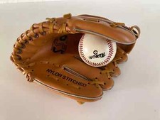 21 ⚜️ Gant de Baseball