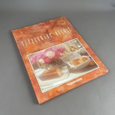 Tupperware reçoit Livre de cuisine vintage 1992 par Nathalie Moussez