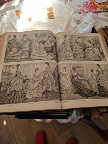 Double livre ancien mode - livre,