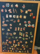 Collection De Pins Coca Cola