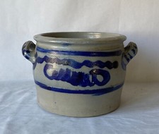 Un Pot Antique Gris Bleu pour Cuisine Jarre 15,5 CM Haute Et Env. 21 CM Dans DM