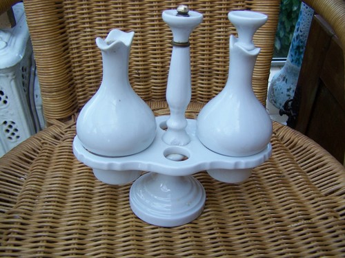 Ancien serviteur porcelaine - serviteur,