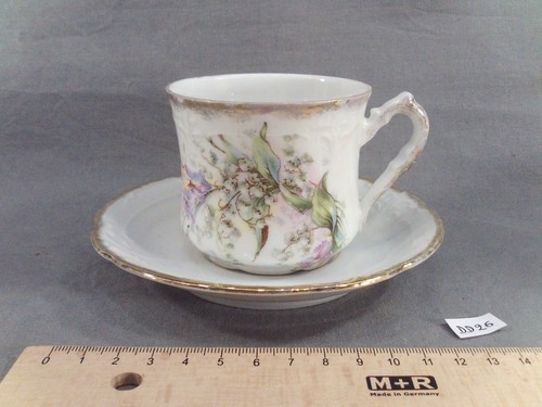 Anciennes tasses et - anciennes,