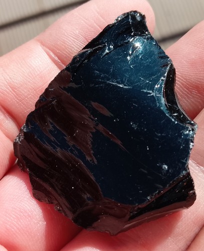 13.16gr 38x33x11mm obsidienne