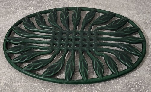 Ancien dessous plat ovale - de,