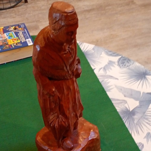 Sculpture statue personnage - , en