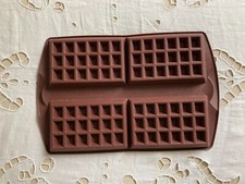 924⚜️ Moule à Gaufres en Silicone Tupperware Couleur Chocolat Pour 4 Gaufres