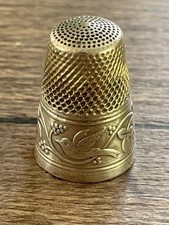 Ancien dé a coudre en argent