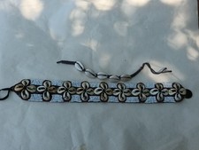 Collier africain en cauris