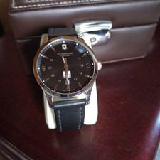 Victorinox Analogue Men