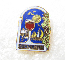 PIN'S  SAINT TROPEZ   VIGNE