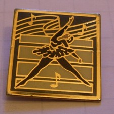 PIN's DANSE CLASSIQUE MUSIQUE BALLERINE POINTE