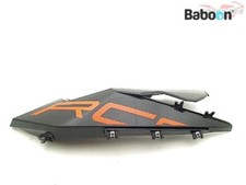 Carénage supérieur avant