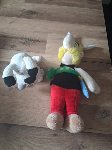 Lot peluches asterix - 2, et