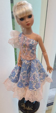 Doll Tonner  Poupée Ellowyne