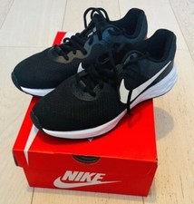 BASKET NIKE RUNNING COULEUR