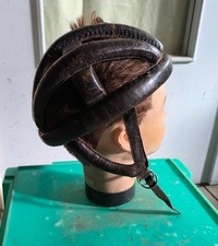 # casque en cuir de  vélo  course piste randonneuse