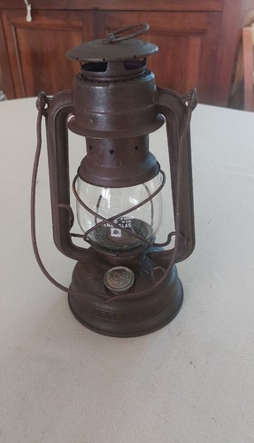 Ancienne belle lampe tempête
