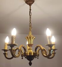 LUCIEN GAU  MAGNIFIQUE LUSTRE/CHANDELIER STYLE LOUIS XVI EN BRONZE DORE 5 FEUX